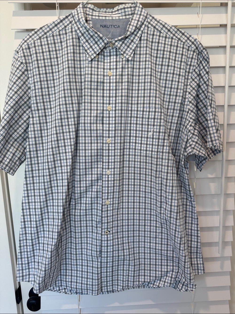 Nautica Men’s XXL Button Down Blue Plaid 100% Cotton Short Sleeve Dress Shirt - Picture 2 of 14